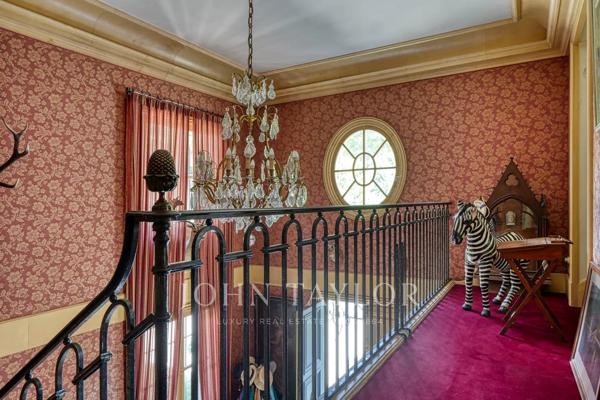 Chantilly – Château du XIXᵉ siècle dans un domaine de 1,8 hectare bordé par la Nonette