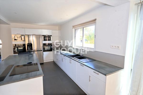 MAUGUIO proche intermarché  Villa 149 m² sur terrain de 478m² - Piscine