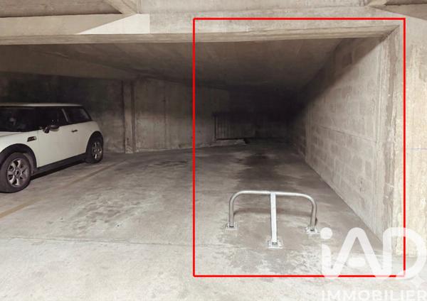 Parking à vendre 20 m² Paris 8