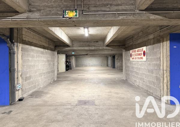Parking à vendre 20 m² Paris 8