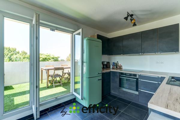 Appartement
         4 pièces
        - 82 m² Exclusivité 309 000 € *