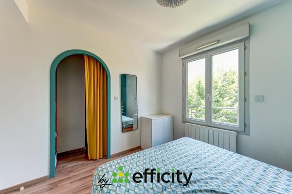Appartement
         4 pièces
        - 82 m² Exclusivité 309 000 € *