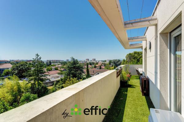 Appartement
         4 pièces
        - 82 m² Exclusivité 309 000 € *