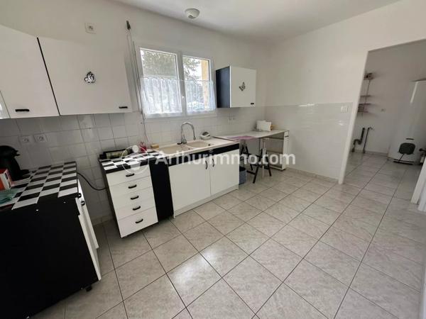 Vente Maison 4 pièces 84 m2 à Saint-Léon-sur-l'Isle