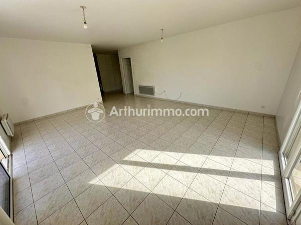 Vente Maison 4 pièces 84 m2 à Saint-Léon-sur-l'Isle