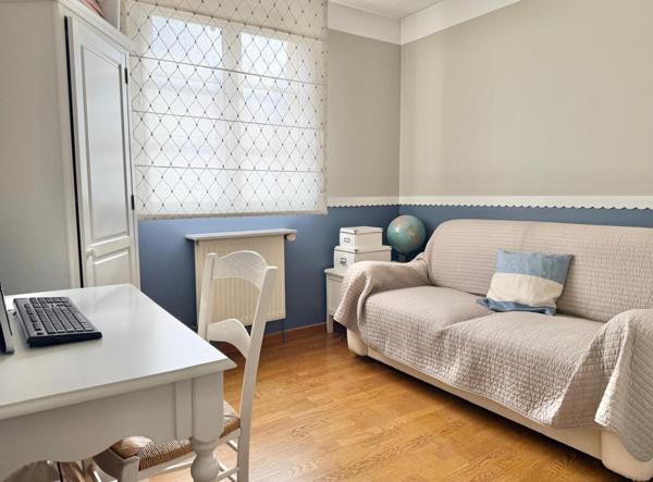 Superbe maison avec piscine sur 442 m² de terrain