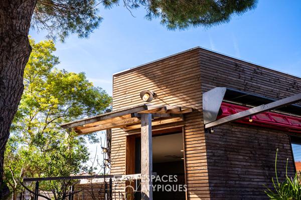 Ancien restaurant modulable en maison contemporaine ou espace professionnel