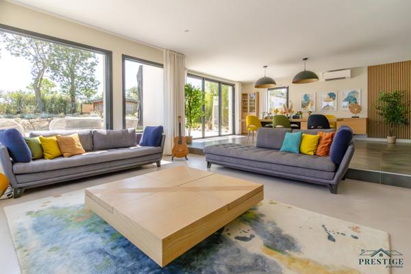 VAIR SUR LOIRE - MAISON 240 M2 - DPE A- PISCINE - GARAGE
