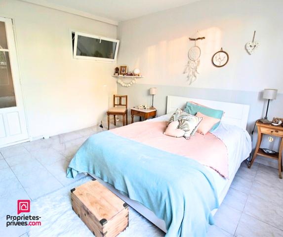 Très beau RDJ d'environ 77m²  proche de la mer !