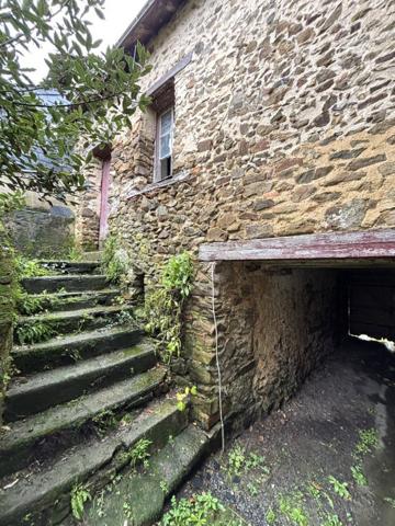 MAISON DE BOURG JARDIN DEPENDANCES