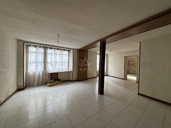 MAISON DE BOURG JARDIN DEPENDANCES