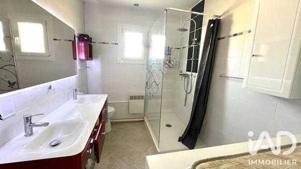 Maison à vendre 6 pièces 160 m² Fréjus