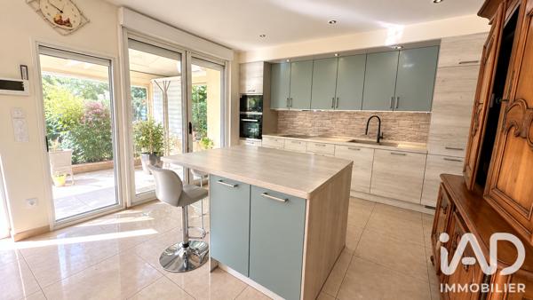 Maison à vendre 6 pièces 160 m² Fréjus