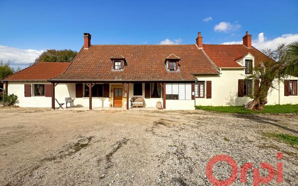 Maison à vendre    6 pièces • 240 m2 Neuilly-en-Dun