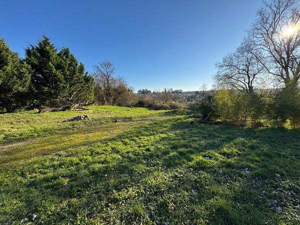 TERRAIN à VENDRE - SMARVES - 915 m2 - PROCHE des COMMERCES
