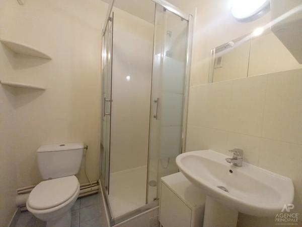 Appartement Rueil-malmaison 4 pièce(s) 105 m2 Loyer €2 490/mois charges comprises **  - Référence  19583