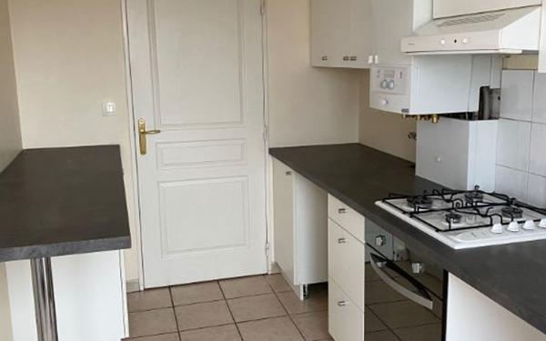 Appartement à louer    4 pièces •  Caluire-et-Cuire