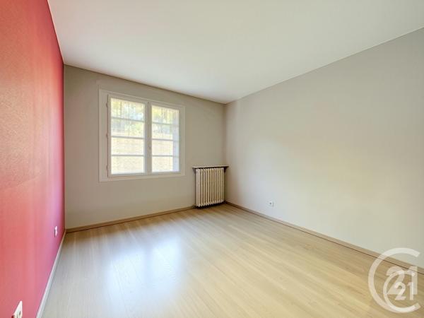 Maison à vendre  5 pièces - 85 m 2   CHANCELADE  - 24