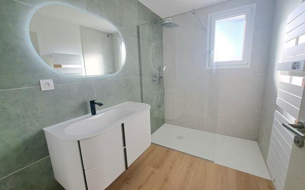 Maison à vendre    5 pièces • 131,67 m2 Vaux-sur-Mer