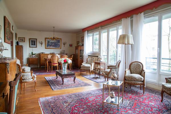 SEVRES RIVE GAUCHE - APPARTEMENT DE CHARME €465 000 ** - Référence 469-S