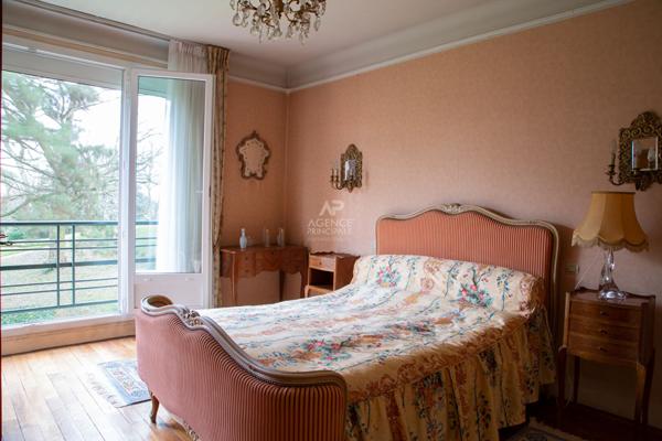 SEVRES RIVE GAUCHE - APPARTEMENT DE CHARME €465 000 ** - Référence 469-S