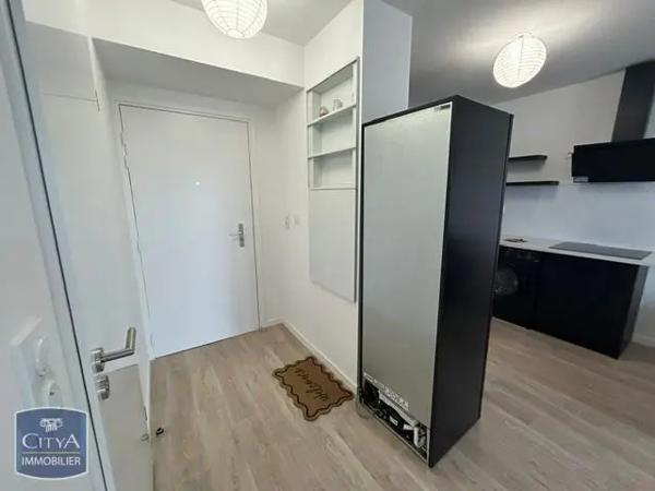 Appartement à louer 2 pièces 40.2m² Creil (60100)