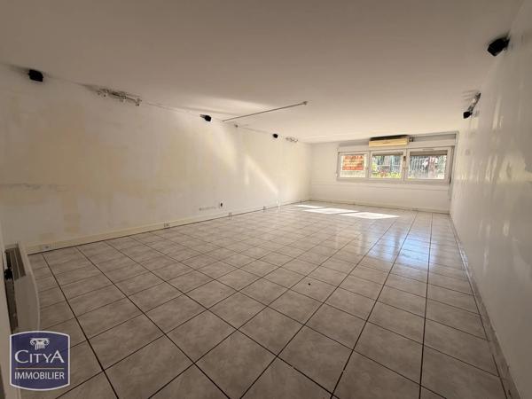 Local commercial à vendre 112m² Neuville-sur-Saône (69250)