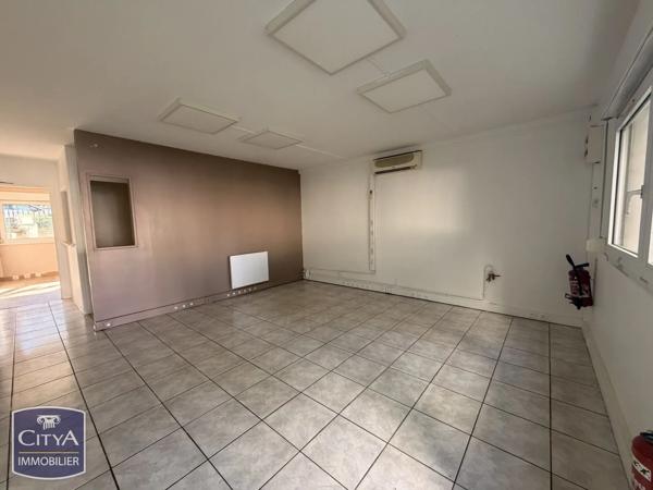 Local commercial à vendre 112m² Neuville-sur-Saône (69250)