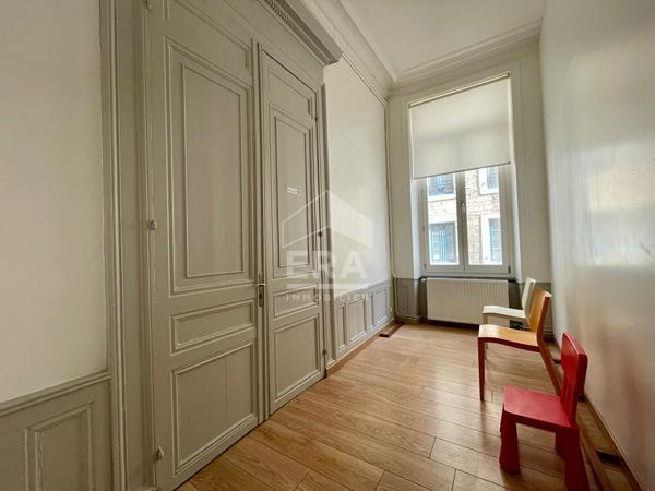 Très bel appartement de 84 m2 situé en vielle ville !