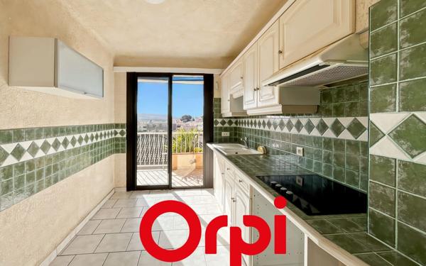 Appartement à vendre    3 pièces • 5 905 m2 Sanary-sur-Mer