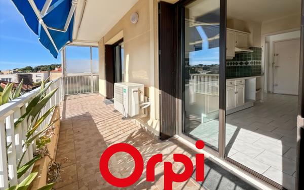 Appartement à vendre    3 pièces • 5 905 m2 Sanary-sur-Mer