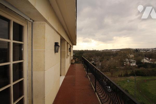 SCEAUX - PLEIN CENTRE - A 2 PAS DE LA RUE PIETONNE ET DU PARC DE SCEAUX