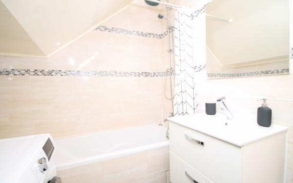 Appartement à vendre    3 pièces • 50,54 m2 Pierrefitte-sur-Seine