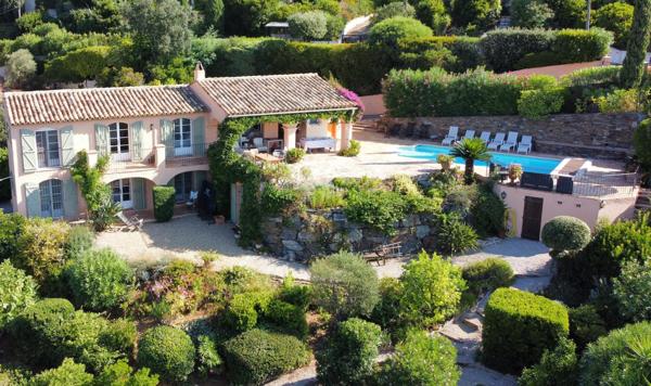 Maison à vendre  7 pièces - 160 m2 LA CROIX VALMER - 83