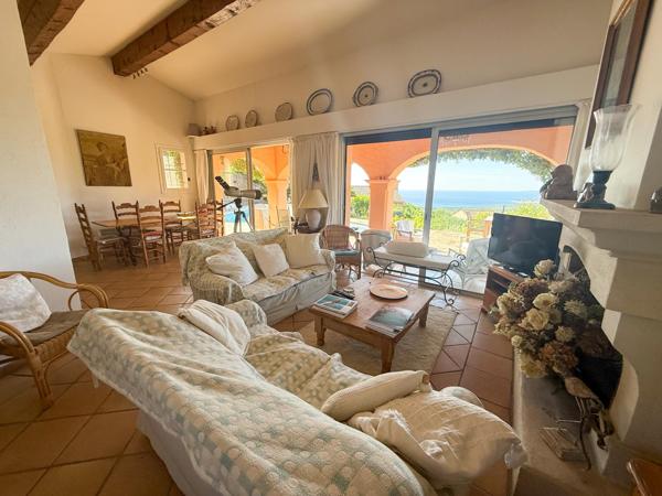 Maison à vendre  7 pièces - 160 m2 LA CROIX VALMER - 83