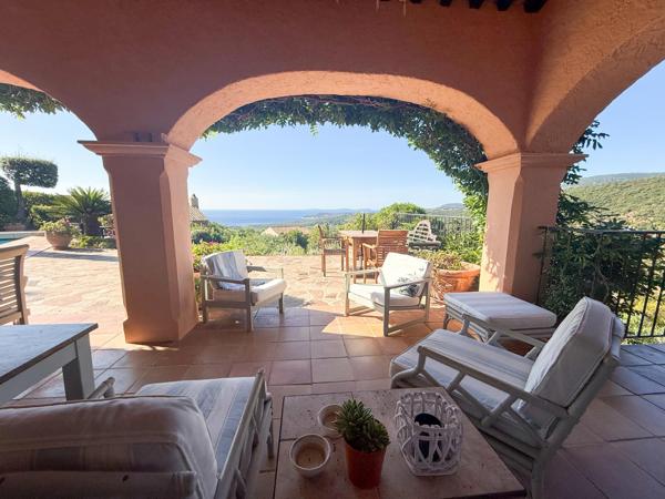 Maison à vendre  7 pièces - 160 m2 LA CROIX VALMER - 83