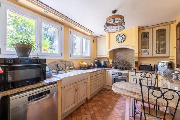 Hardricourt - 8 pièce(s) - 186 m² - 5 chambres