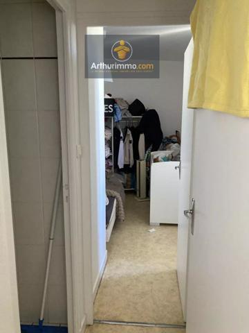 Location                                                      Appartement
                        
                     2 pièces                      27 m2                     à Josselin