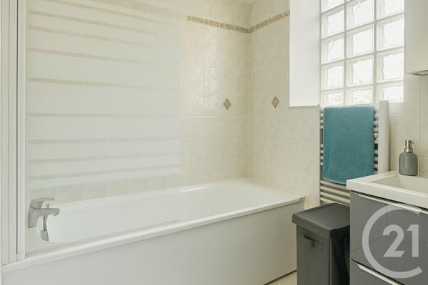 Appartement F1 à vendre  1 pièce - 26,60 m2 EPERNON - 28