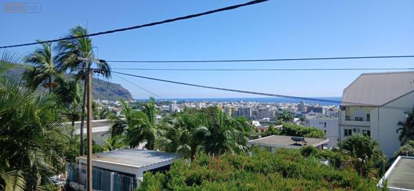 Maison à vendre à Saint-Denis à la Réunion (97400), ref : 97404/19   
Providence / Saint-François