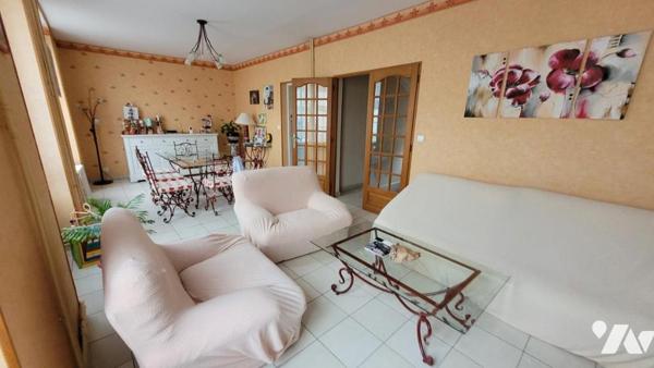 Immeuble mixte commerce/habitation