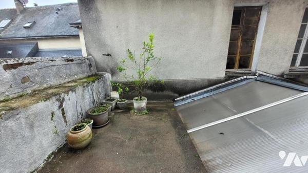 Immeuble mixte commerce/habitation