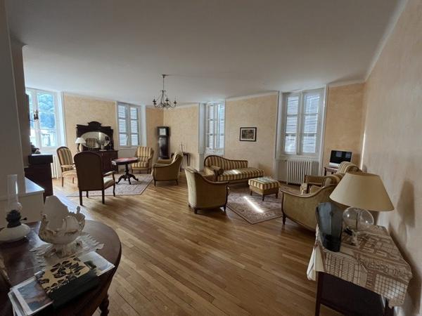 Appartement à vendre |  Beaulieu-sur-Dordogne |  6 pièces | 144 m²