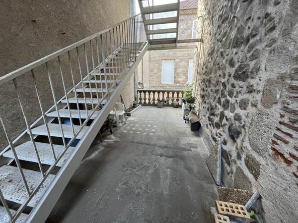 Appartement à vendre |  Beaulieu-sur-Dordogne |  6 pièces | 144 m²