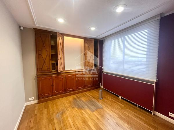 A Louer Local Commercial de 120m2- Emplacement idéal