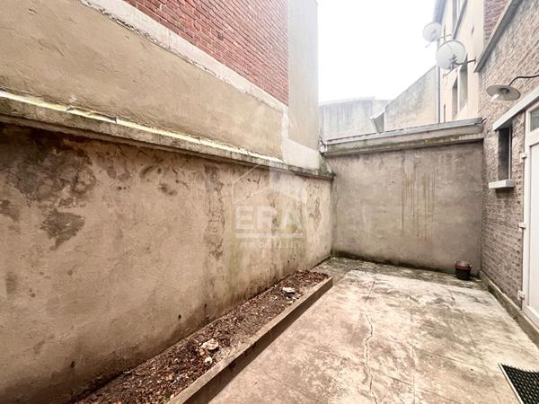 A Louer Local Commercial de 120m2- Emplacement idéal