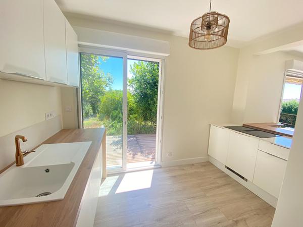 Maison Fontaine Les Dijon 7 pièce(s) 160 m2 au sol + piscine +sous-sol complet