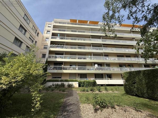 Appartement à vendre à Dijon en Côte-d'Or (21000), ref : 21012-263