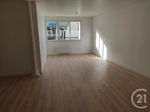 Immeuble à vendre  210 m2 LUCON - 85