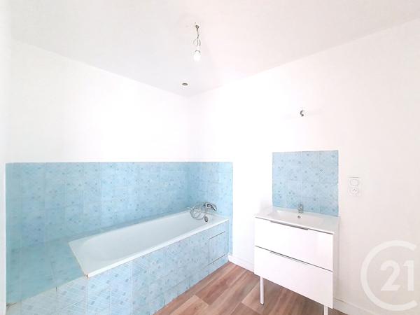 Immeuble à vendre  210 m2 LUCON - 85